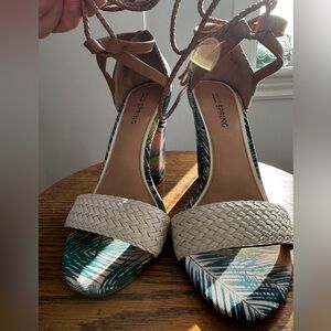 SPRING Women's Leaf Print Heels - Cream and Green